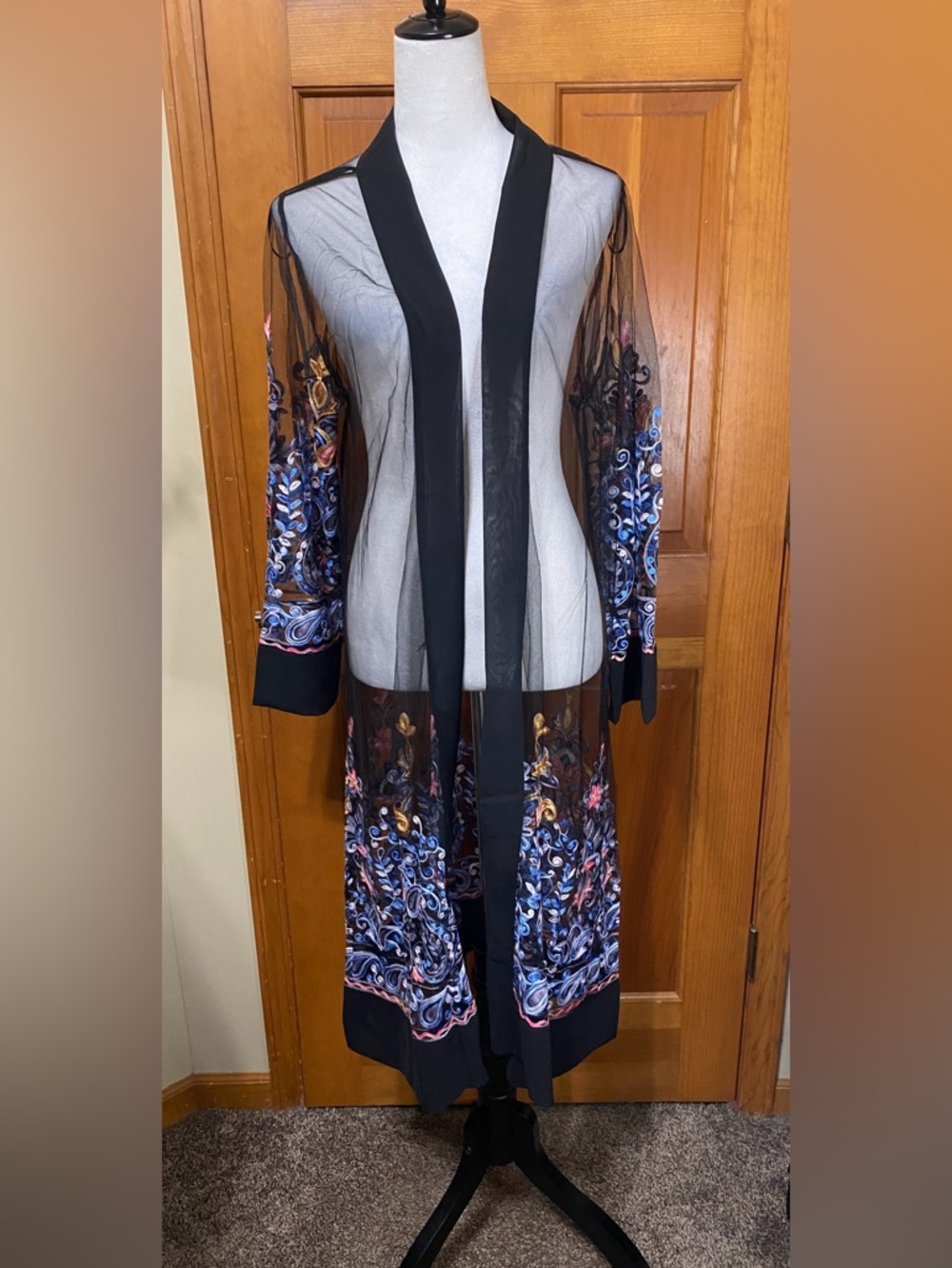 NWT Plus Size Forgotten Grace Floral Embroidered Mesh Duster - Picture 2 of 6